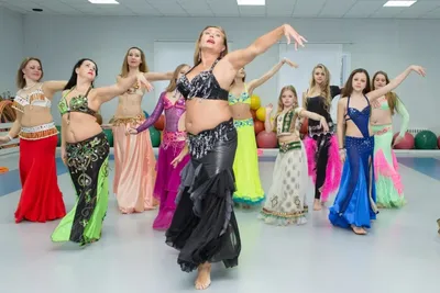 Польза танца живота. Миф или реальность? | Школа танцев «Экспромт» -  обучение танцам и йога в Санкт-Петербурге.