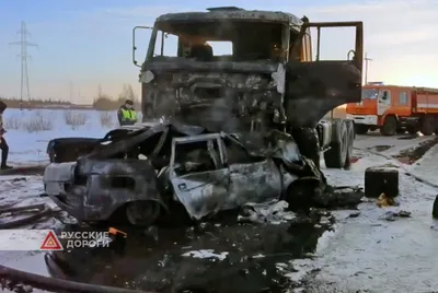 После ДТП двое литовцев оставили свои машины в кювете, пошли домой и  напились - Delfi RU