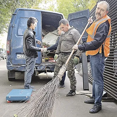 Кто они, нынешние дворники?