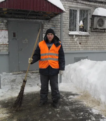 Выбран лучший дворник Нижнего Новгорода | Информационное агентство «Время Н»