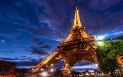 Обои Эйфелева башня в Париже, картинки - Обои для рабочего стола Эйфелева  башня в Париже фото из альбома: (города)
