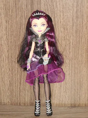 Ever After High® Toys"R"Us Exclusive Royally Ever After™ Apple White D –  The Serendipity Doll Boutique