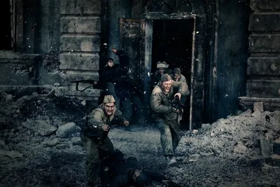 Сталинград 3D / Stalingrad 3D (2013, фильм) - «Это должен был быть просто  фильм про войну… а получилась пошлятина. Потоптался по гнилым костям этого  отродья с таким же удовольствием, с каким нам