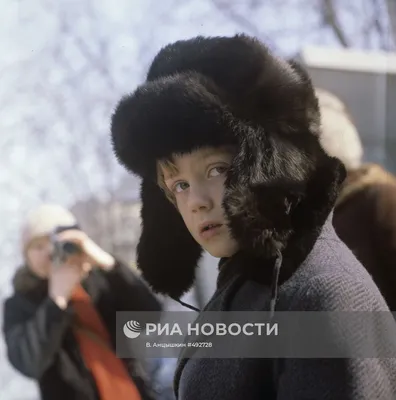 Как складывается судьба Фёдора Стукова – актёра, сыгравшего роль девочки  Иришки в фильме «Родня» в 1981 году | Код красоты | Дзен