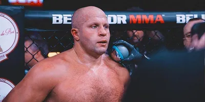 Фёдора Емельяненко заставили снять брюки и крест на взвешивани Bellator |  Около ММА | Дзен