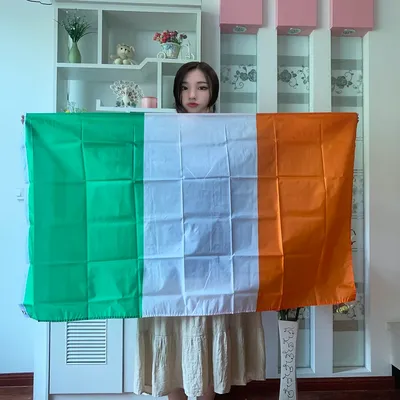 Файл:Drapeau irlandais à  — Википедия