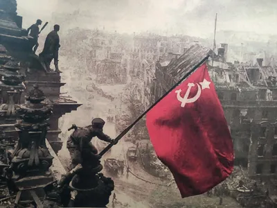 Знамя над Рейхстагом - . Фото.Репортёр