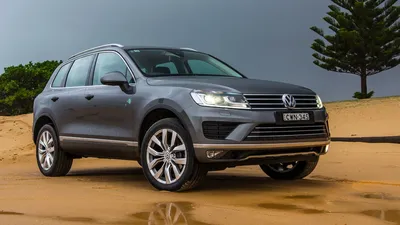 2017 Volkswagen Touareg Research, Photos, Specs and Expertise | CarMax