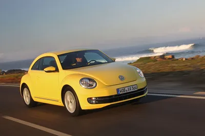 2013 Volkswagen Beetle Convertible debuts at LA Auto Show