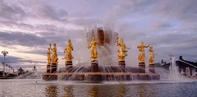 Самые красивые фонтаны мира 💥: 15 впечатляющих и необычных фонтанов с фото  и описанием — 