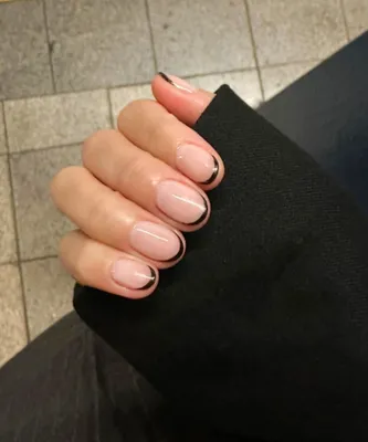 The NEW modern French Manicure | Mavala Switzerland