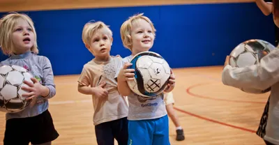 Детский футбол в Москве – школа футбола для детей в фитнес-клубе ДОН-Спорт