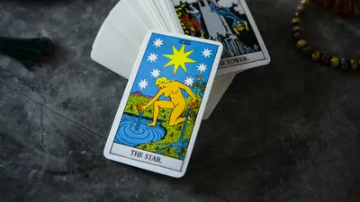 Новое значение, колода Таро с руководством, идеально подходит для  начинающих, карт Таро гадания, семейных игр на борт, 78 карт, хобби |  AliExpress