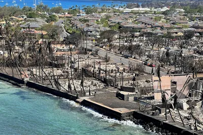 Стоимость восстановления острова Мауи после пожаров оценили на Гавайях