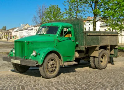 File:GAZ-51 during the VII Aircraft Picnic in Krakó - Wikipedia