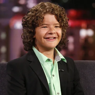 Обои Gaten Matarazzo — Обои Пещера