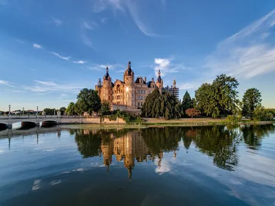 Ночной вид на знаменитый город Штутгарт Германия Европа изображение_Фото  номер 501551289_JPG Формат изображения_