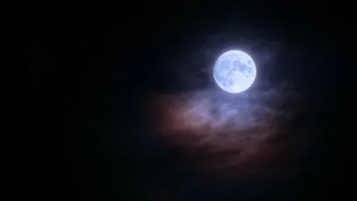 Голубая Луна 31 августа: что это за астрономическое явление и когда оно  бывает - Российская газета