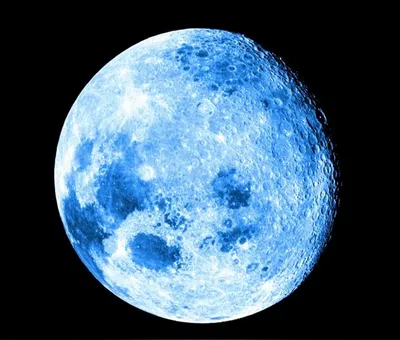 Голубая" луна над Европой: лучшие фото | Euronews