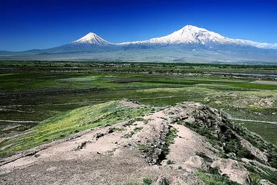 Гора Арарат. Где находится, фото, Ноев ковчег, высота горы, отели рядом,  видео, как добраться - Туристер. Ру