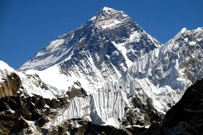 : Гора Эверест оказалась выше, чем считалось