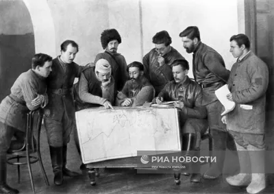 Гражданская война в России (1917–1922): историческая память и проблемы  мемориализации «красного» и «белого» движения / гл. ред. Д.А. Алисов, Ю.А.  Закунов; отв. ред. О.В. Гефнер, И.А. Селезнева. – Москва, 2016 « Российский