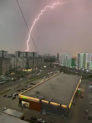 В Петербурге объявили оранжевый уровень погодной опасности - РИА Новости,  