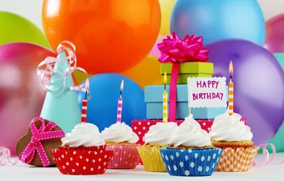 Композиция из цветов «Happy Birthday» – купить с доставкой по  Ростову-на-Дону – Florencia-Luxe