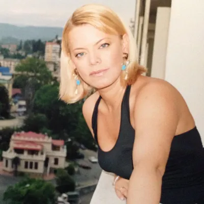Чувствую себя младшей": 53-летняя Яна Поплавская рассказала о жизни с  38-летним возлюбленным