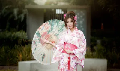 Обои на рабочий стол Японская девушка в кимоно с зонтом, обои для рабочего  стола, скачать обои, обои бесплатно