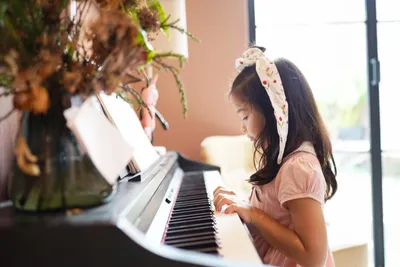 Творческий подарок: корейцы помогут узбекским детям освоить игру на пианино  - , Sputnik Узбекистан