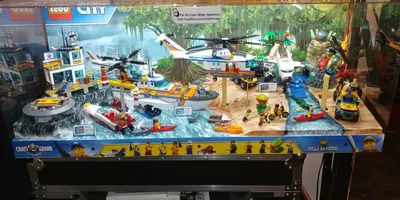 Toys R Us Store Lego. City Display Case Sets | eBay