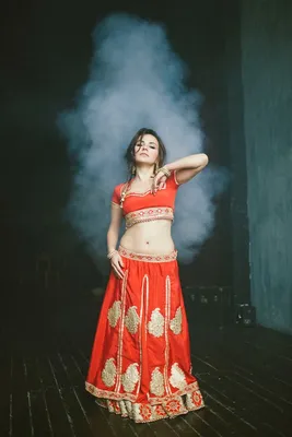 Индийские танцы: красиво как в кино - 