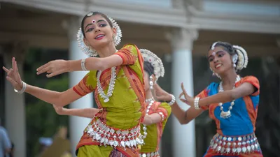 Раз в две недели —  — Индийские танцы— ул. Дзержинского, 33