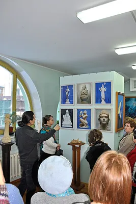 Выставка скульптур Алексея Леонова в новосибирском музее Н.К. Рериха