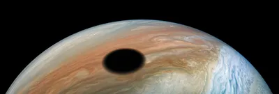 Опубликовано видео облета аппаратом «Юнона» Юпитера и его спутника Ганимеда  »  :: Гаджеты и технологии