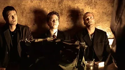 Карты, деньги и два ствола / Lock, Stock and Two Smoking Barrels (1998,  фильм) - «"Это не краденое, просто за него не заплатили" Карты деньги два  ствола - классика криминального жанра» | отзывы