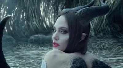 Грядет война»: смотрите новые тизеры фильма «Малефисента: Владычица тьмы» с  Анджелиной Джоли