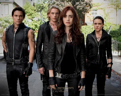 Орудия смерти: Город костей / The Mortal Instruments: City of Bones (2013,  фильм) - «Это была бы отличная экранизация книги, но со второй половины  фильма что-то пошло не так.» | отзывы