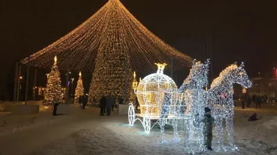 Фото: смотрим, как украсили Архангельск к Новому году на внебюджетные  средства - Общество - Новости Архангельска