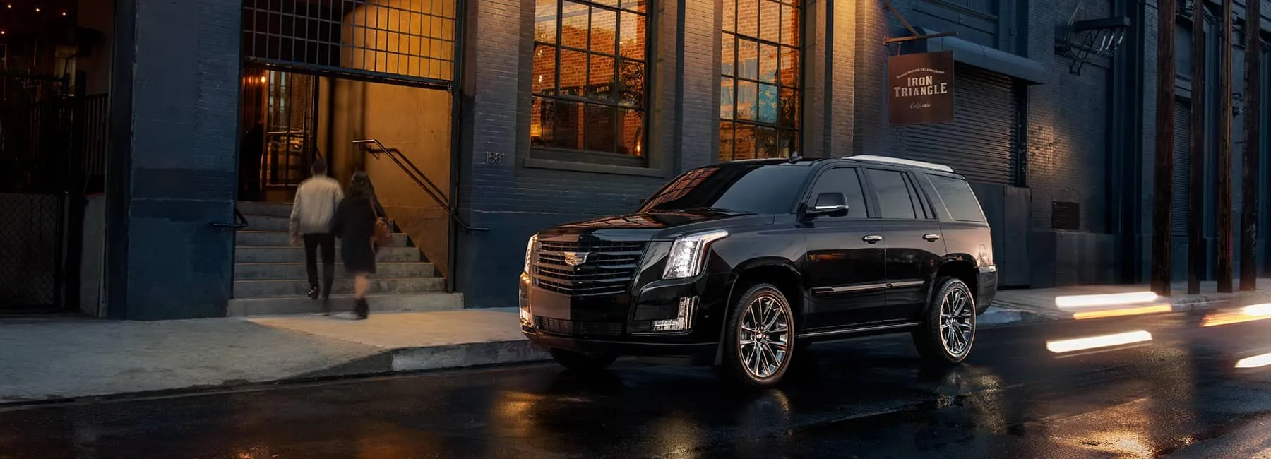 Значок Cadillac Escalade 2017