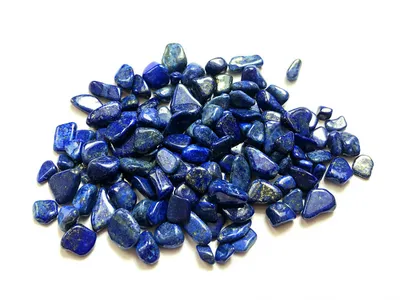 Лазурит: магические свойства драгоценного камня, бадахшанский минерал,  синий ляпис, как выглядит, кому подходит, характеристика