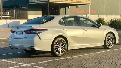 REVIEW: 2023 Toyota Camry XLE Hybrid