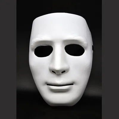 Карнавальная маска, много людей , …» — создано в Шедевруме