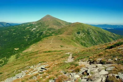 Карпатские горы. замок дракулы» — создано в Шедевруме