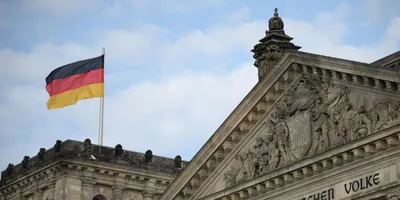 Флаг Германии и флаг Франции Иллюстрация штока - иллюстрации насчитывающей  республика, сотрудничество: 78335059