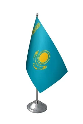 В День Республики на Медео в Алматы подняли флаг Казахстана