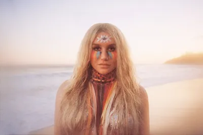 Kesha Opens Up About Health Struggle, Legal Battles