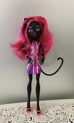 Кукла Монстер Хай Кэтти Нуар Новый Скарместр Catty Noir New Scaremester  Monster High купить
