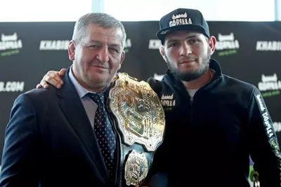 Не Макгрегором единым. Лучшие бои Хабиба Нурмагомедова в UFC ::  Единоборства :: РБК Спорт